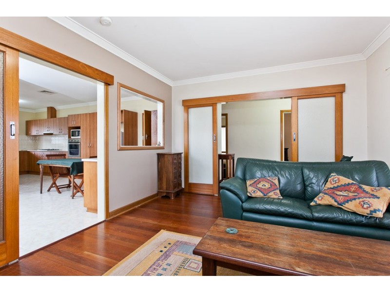 8 Saxby Court, Balcatta WA 6021