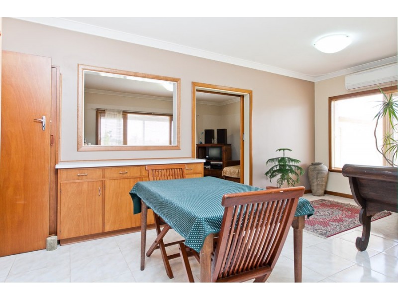 8 Saxby Court, Balcatta WA 6021