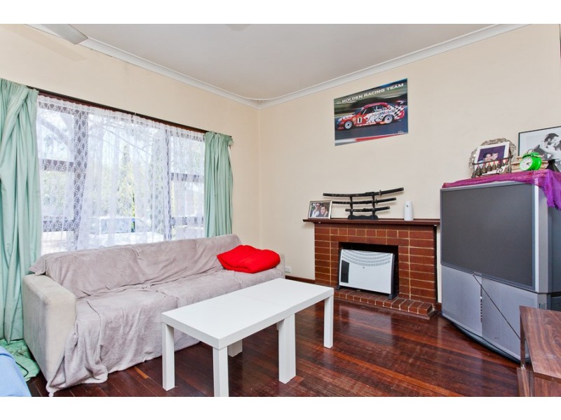 13 Kooyong Road, Rivervale WA 6103