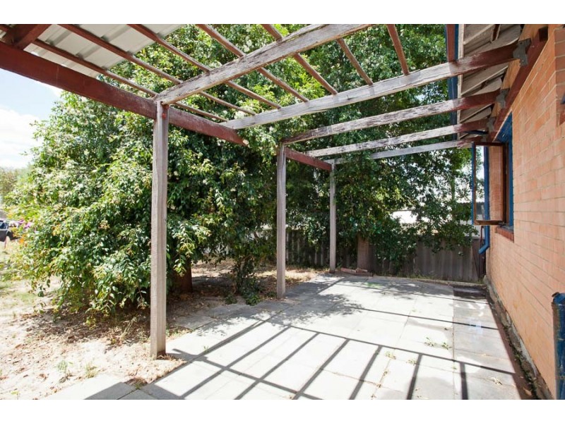 13 Kooyong Road, Rivervale WA 6103