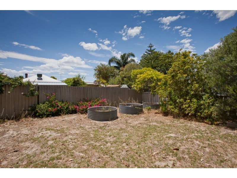 13 Kooyong Road, Rivervale WA 6103
