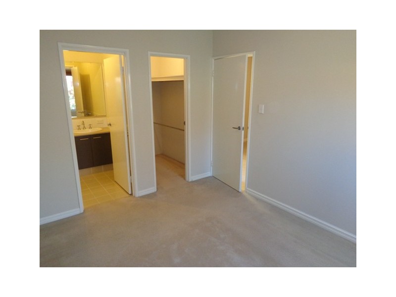 2/8 Dudley Street, Midland WA 6056