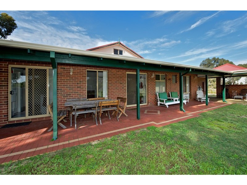 16 Edward Street, Kenwick WA 6107