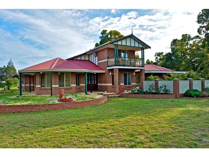 16 Edward Street, Kenwick WA 6107