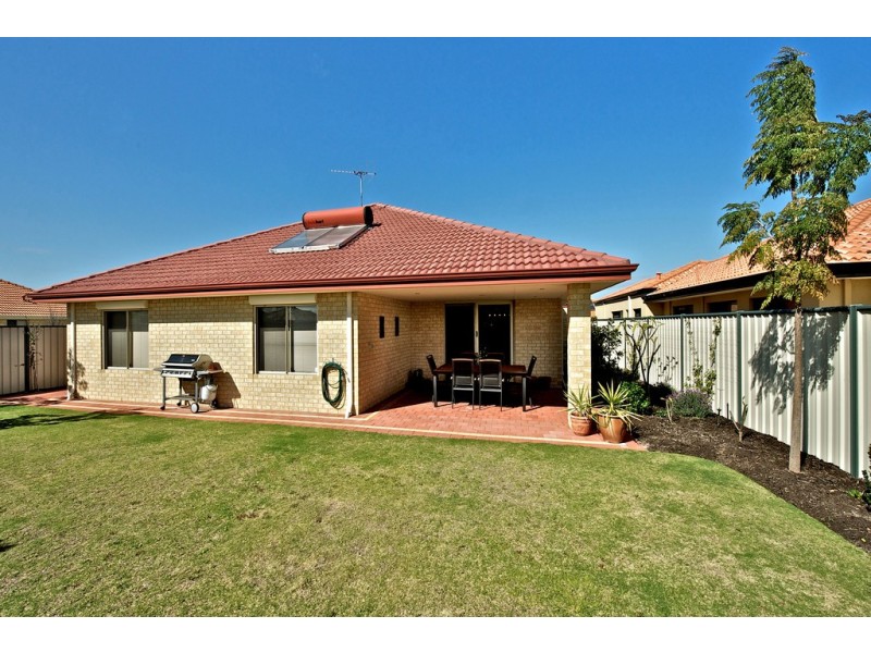 2 Campaspe Drive, Success WA 6164