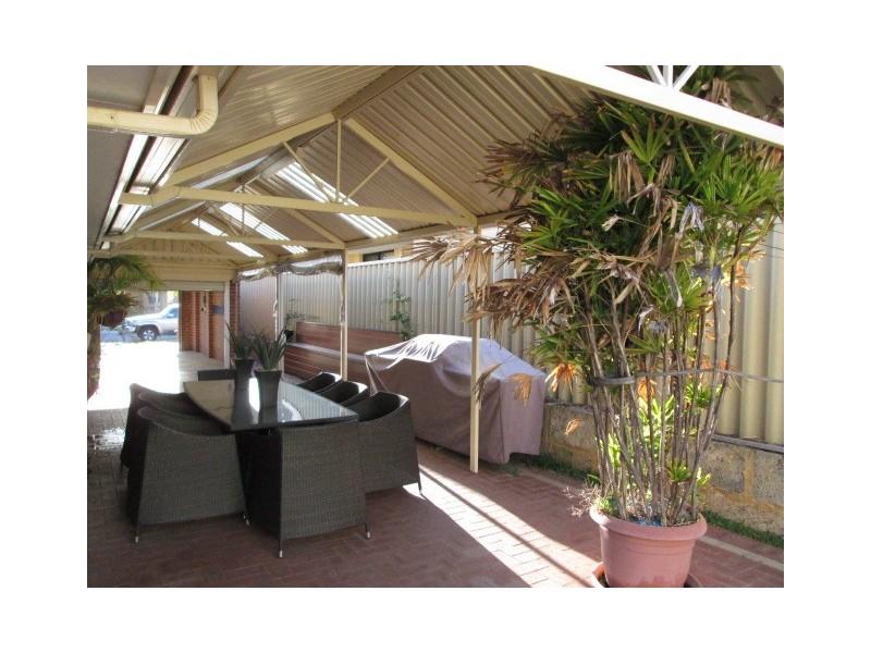 59 Boynton Gardens, Iluka WA 6028