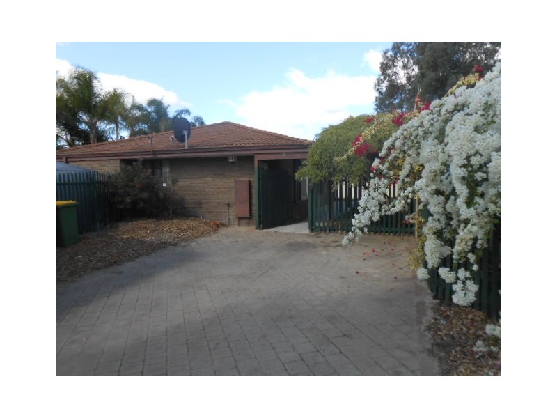 3/110 William Street, Beckenham WA 6107