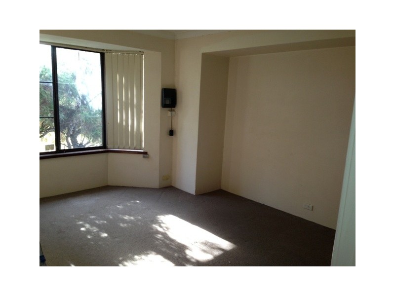 3/110 William Street, Beckenham WA 6107