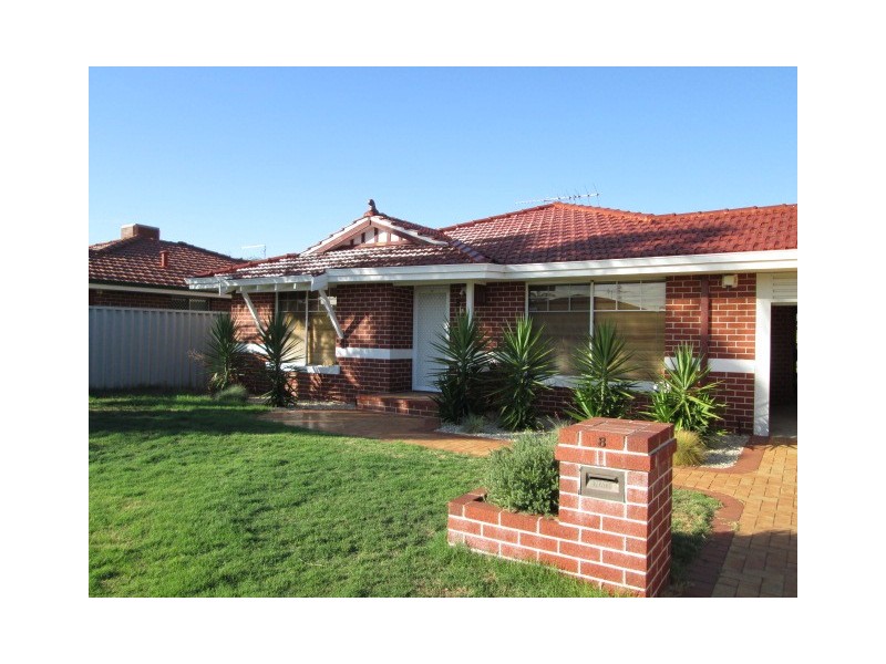 8 Guadalupe Drive, Ballajura WA 6066