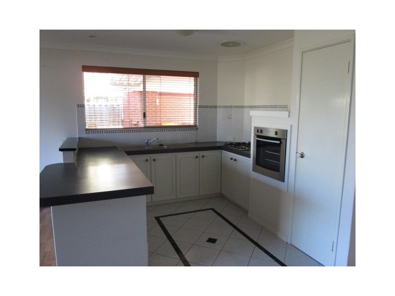 8 Guadalupe Drive, Ballajura WA 6066