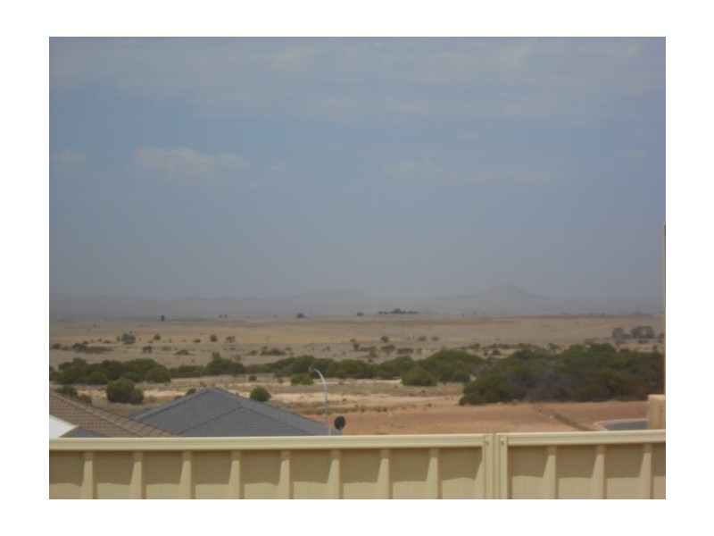 86 Barrett Drive, Wandina WA 6530