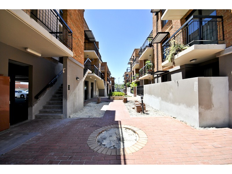 21/120 Lake Street, Perth WA 6000