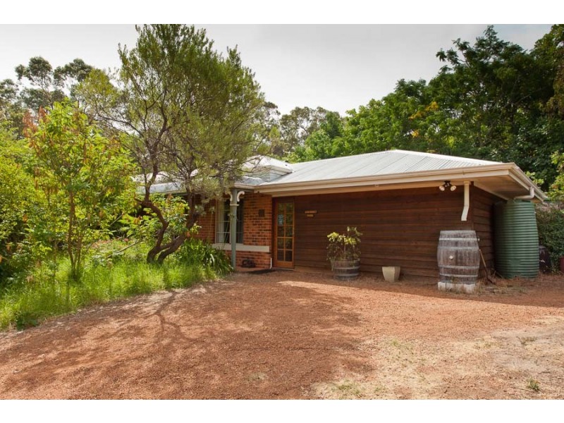 260 Forrest Street, Sawyers Valley WA 6074