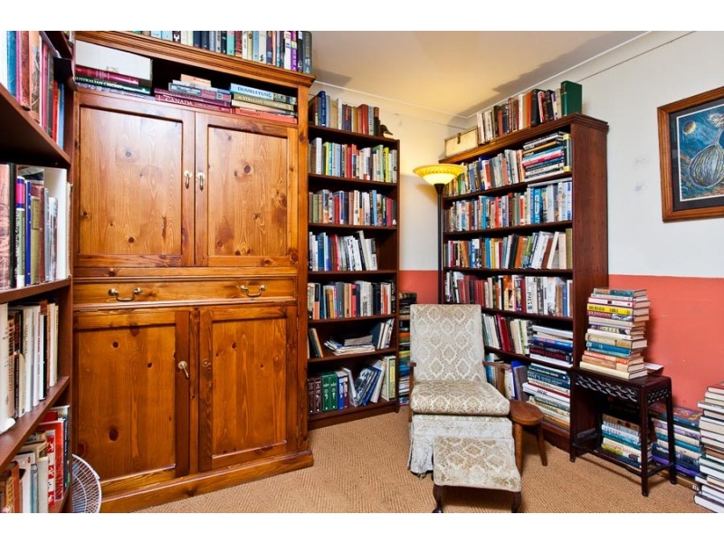 260 Forrest Street, Sawyers Valley WA 6074