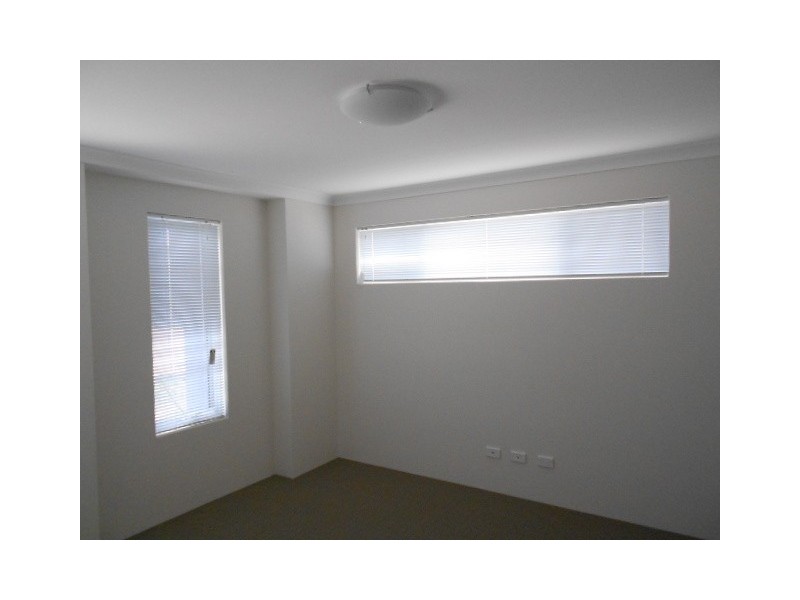 27 Viridis Street, Yanchep WA 6035