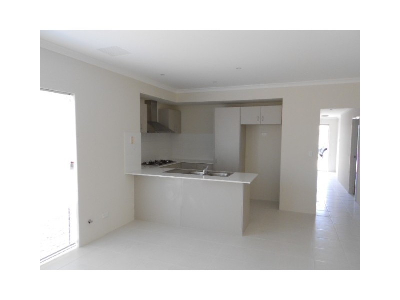 27 Viridis Street, Yanchep WA 6035