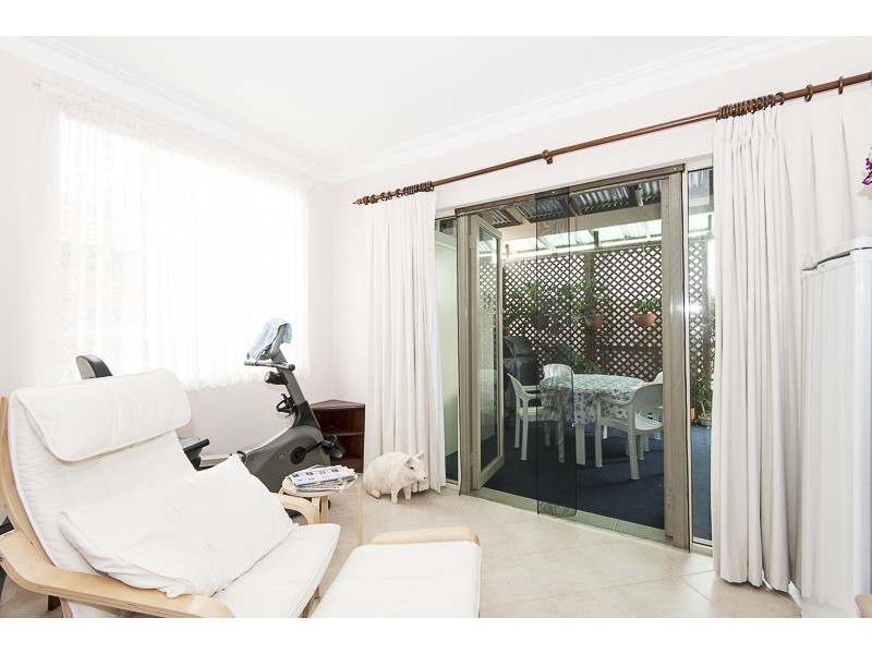 12 Hudson Street, Bayswater WA 6053