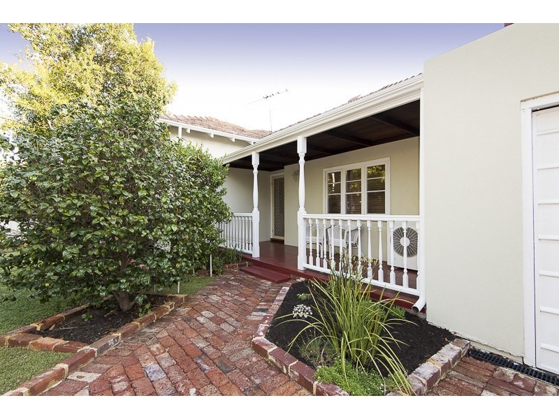 20 Kenilworth Street, Maylands WA 6051