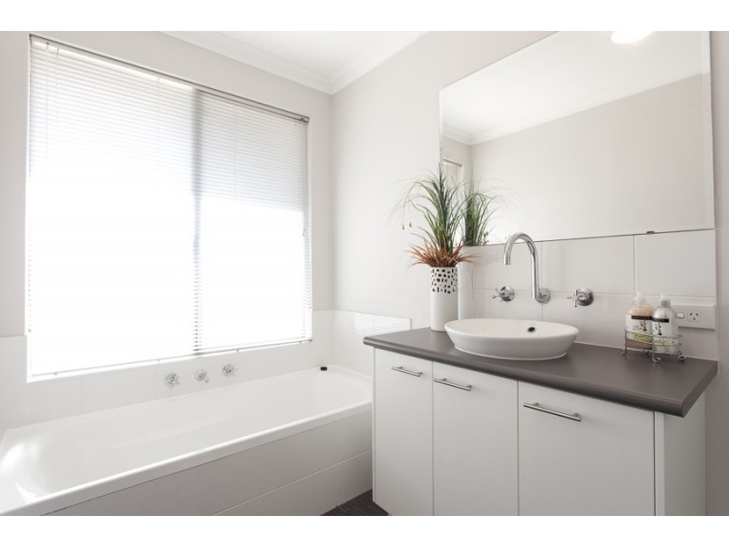 6 Ardea Way, Tapping WA 6065