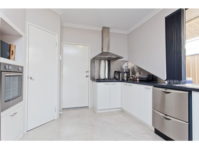 6 Ardea Way, Tapping WA 6065