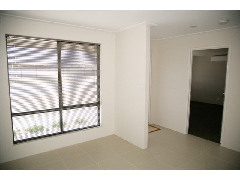 52 Derna Parade, Wandina WA 6530