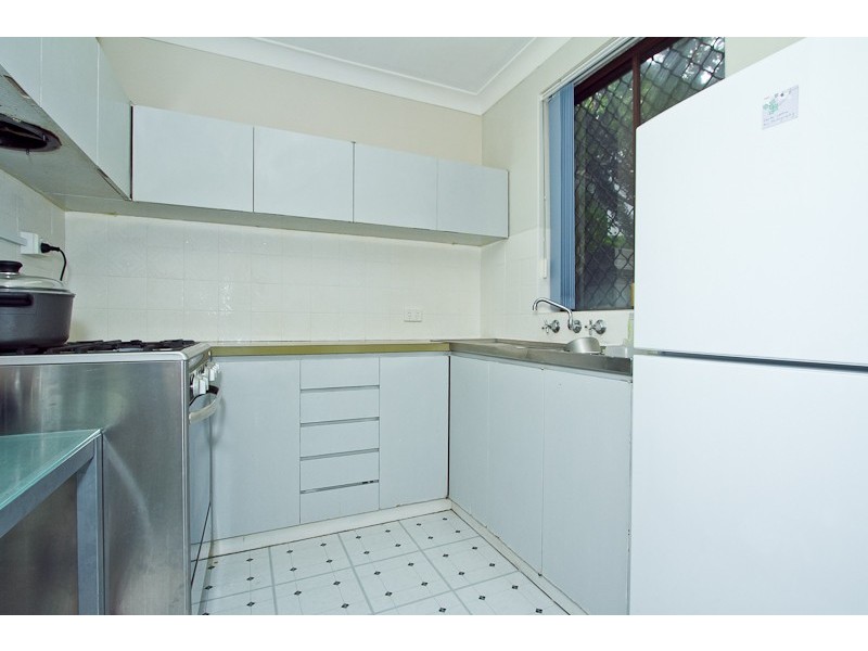 2/23 Kinsella Street, Joondanna WA 6060