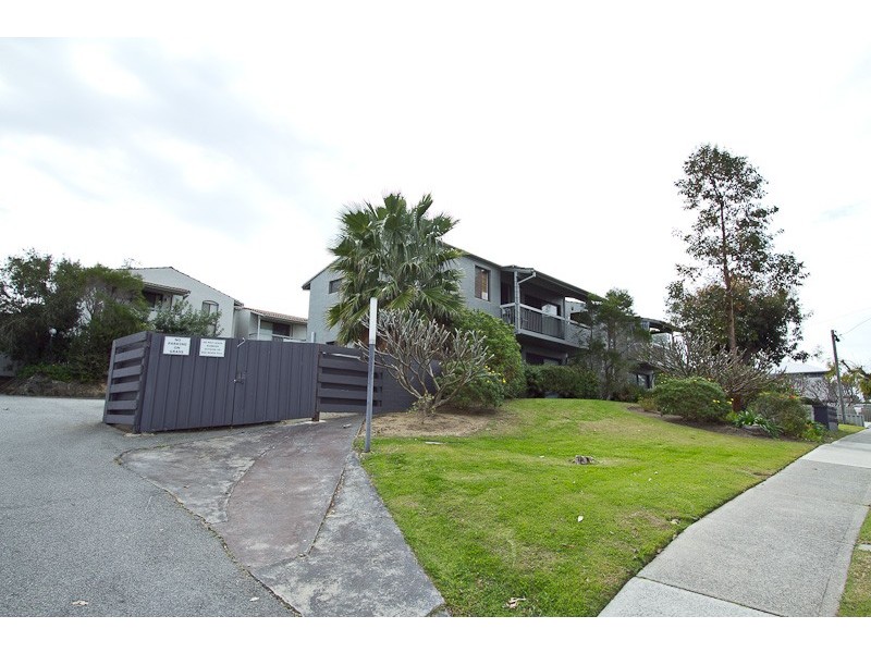 2/23 Kinsella Street, Joondanna WA 6060