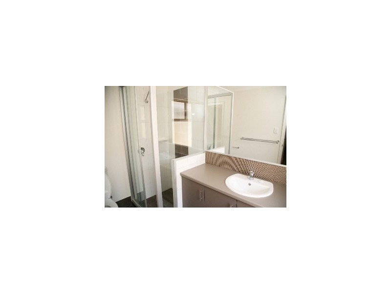 42A Derna Parade, Wandina WA 6530