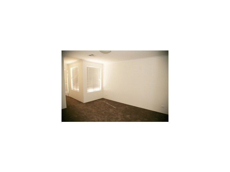 42A Derna Parade, Wandina WA 6530