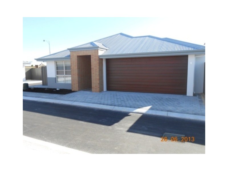 6/30 Arava Circle, Aveley WA 6069