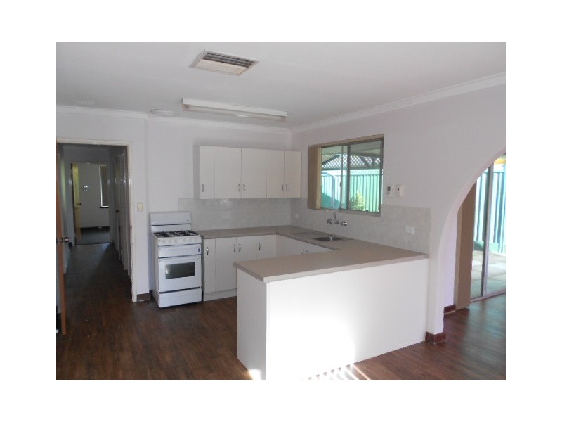 4 Cheviot Place, Dianella WA 6059