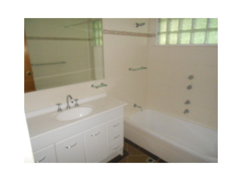 4 Cheviot Place, Dianella WA 6059