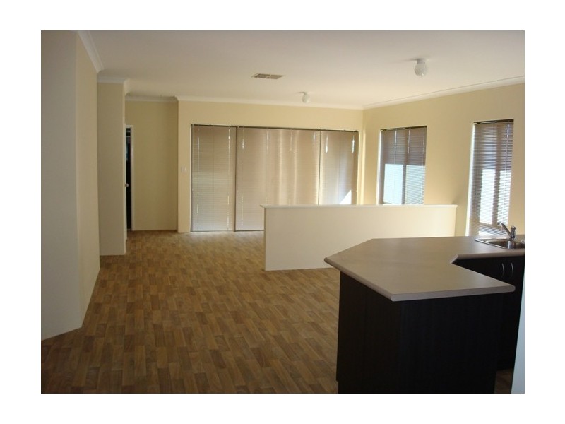 12 Petersfield Lane, Wellard WA 6170