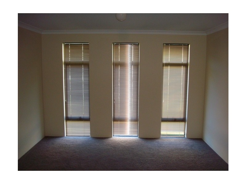 12 Petersfield Lane, Wellard WA 6170