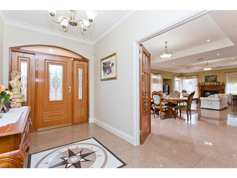 1 Dean Street, Karrinyup WA 6018