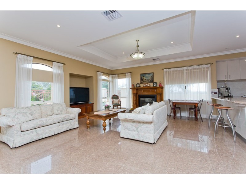 1 Dean Street, Karrinyup WA 6018