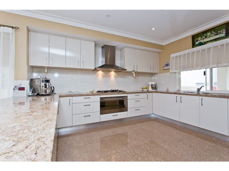 1 Dean Street, Karrinyup WA 6018