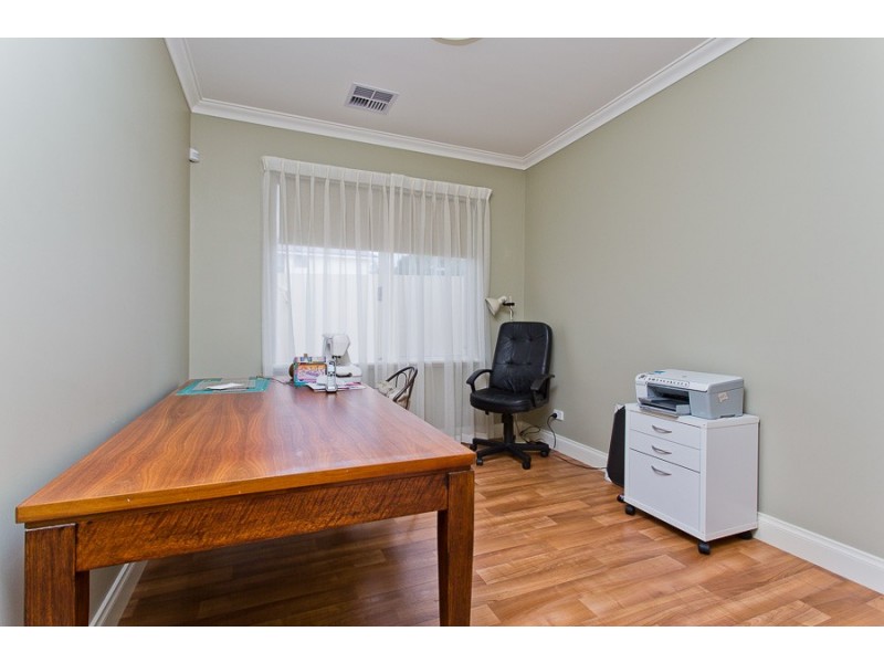 1 Dean Street, Karrinyup WA 6018