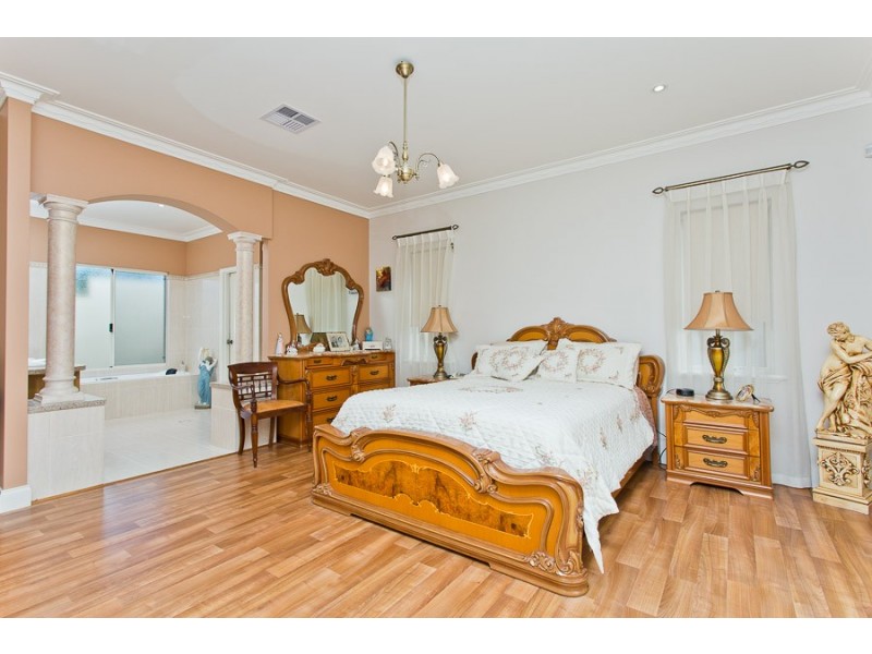 1 Dean Street, Karrinyup WA 6018