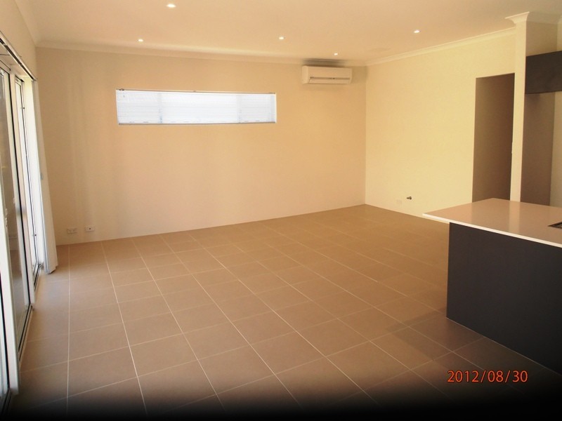 16 Sugarbush Way, Yanchep WA 6035