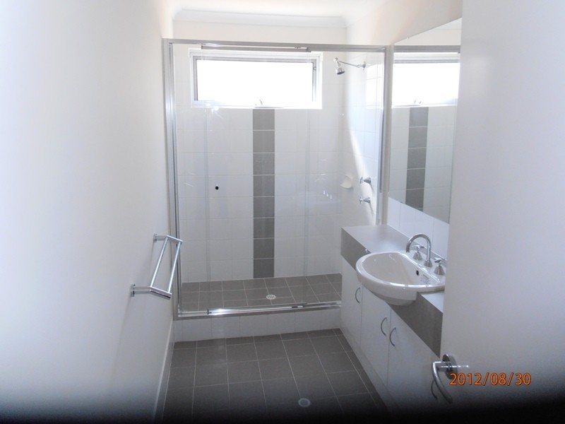 16 Sugarbush Way, Yanchep WA 6035