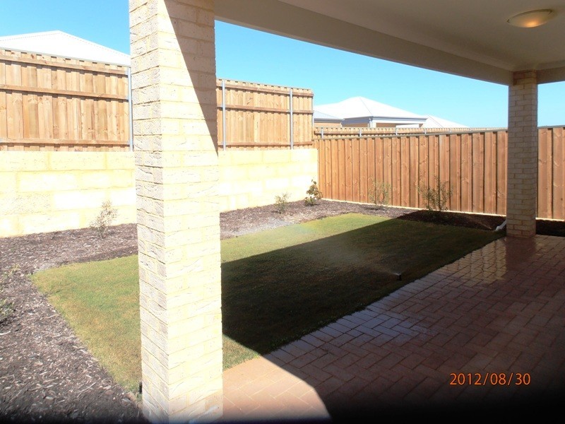 16 Sugarbush Way, Yanchep WA 6035