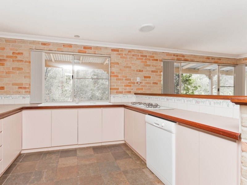 12 Wattle Court, Mahogany Creek WA 6072