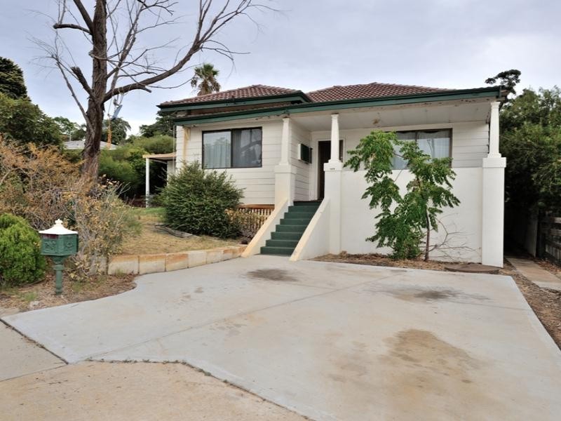 166 Railway Pde, Bayswater WA 6053