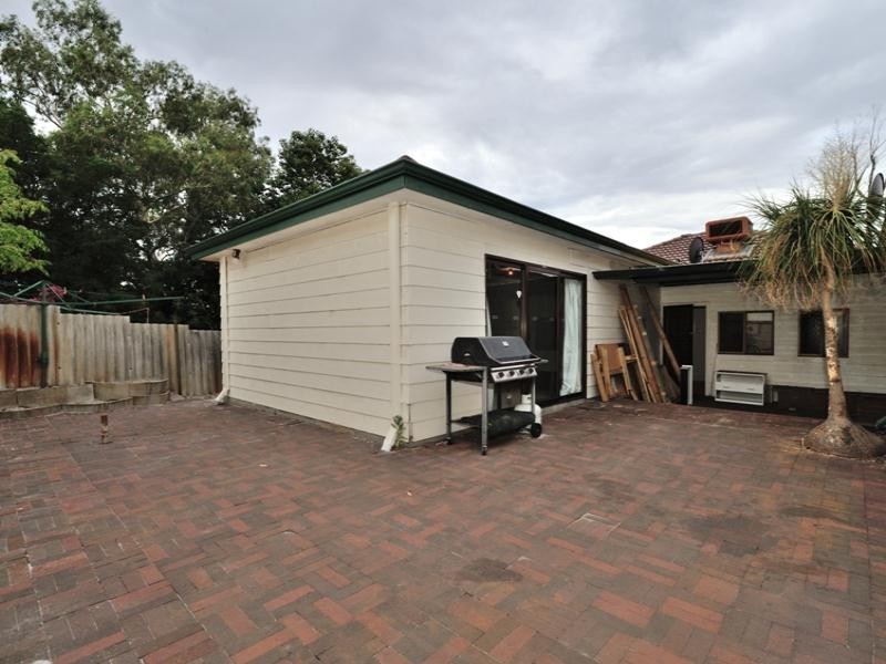 166 Railway Pde, Bayswater WA 6053