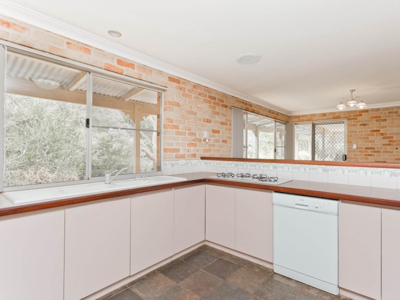 12 Wattle Court, Mahogany Creek WA 6072