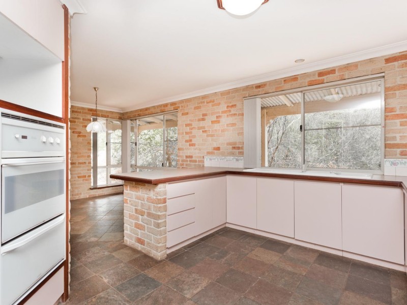 12 Wattle Court, Mahogany Creek WA 6072