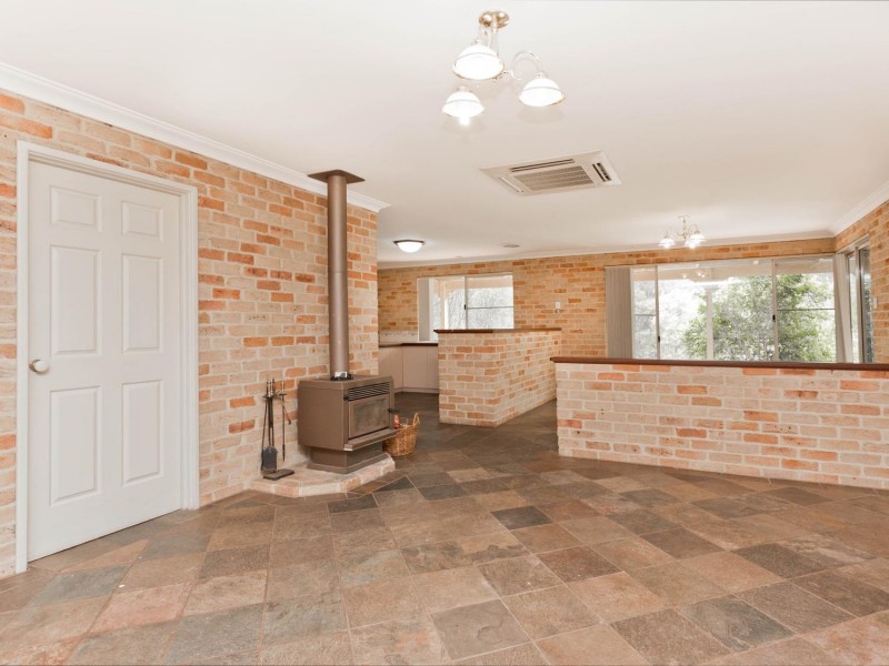 12 Wattle Court, Mahogany Creek WA 6072