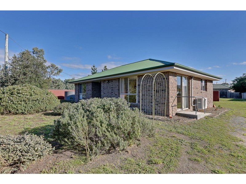 8 Nicholas Avenue, Dodges Ferry TAS 7173