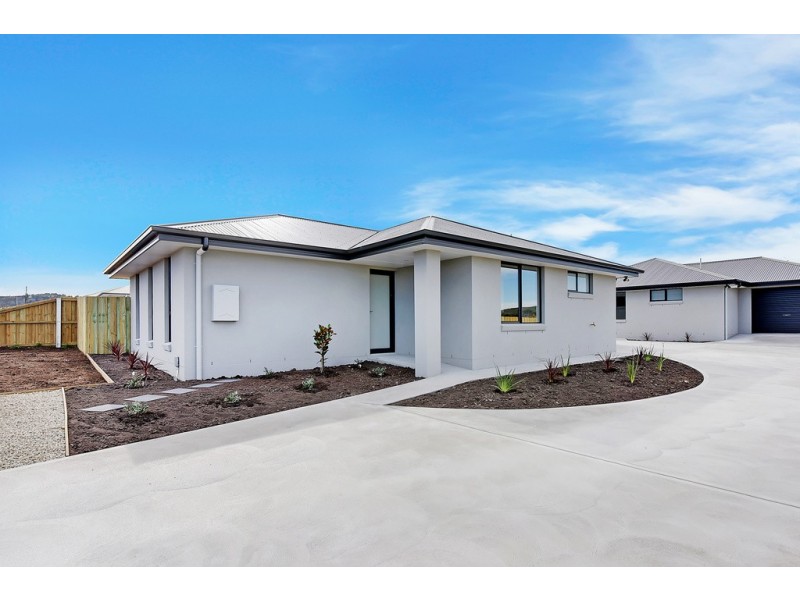 Units 1and2, 16 Whitelea Court, Sorell TAS 7172